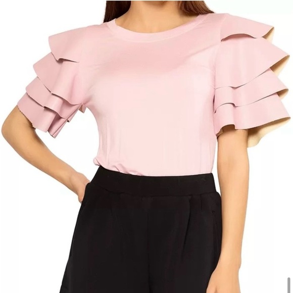 Winter White Leather Tiered
Short Sleeve Blouse Medium - Picture 10 of 10